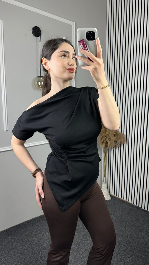 Siyah