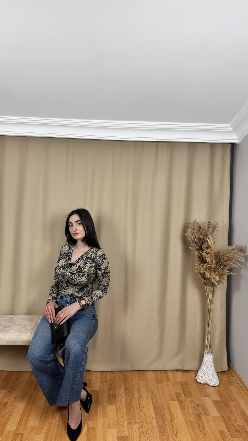 Leopar Desenli Düşük Yaka Zıbın